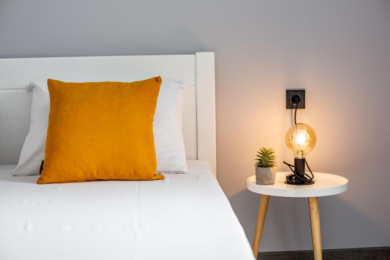 Stylish Apartment In The Center Lviv Ngoại thất bức ảnh